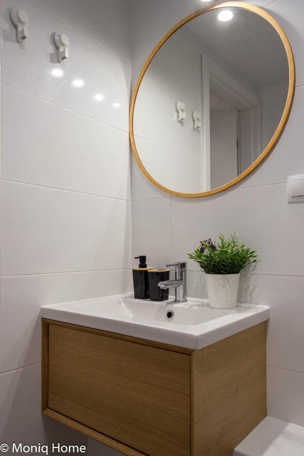 M&R Apartament Smart&Bright Batorego 16, Netflix, Free Wifi, Metro I Park Pole Mokotowskie, Stodola, Self Check-In, 5 Minut Od Centrum Варшава Екстериор снимка