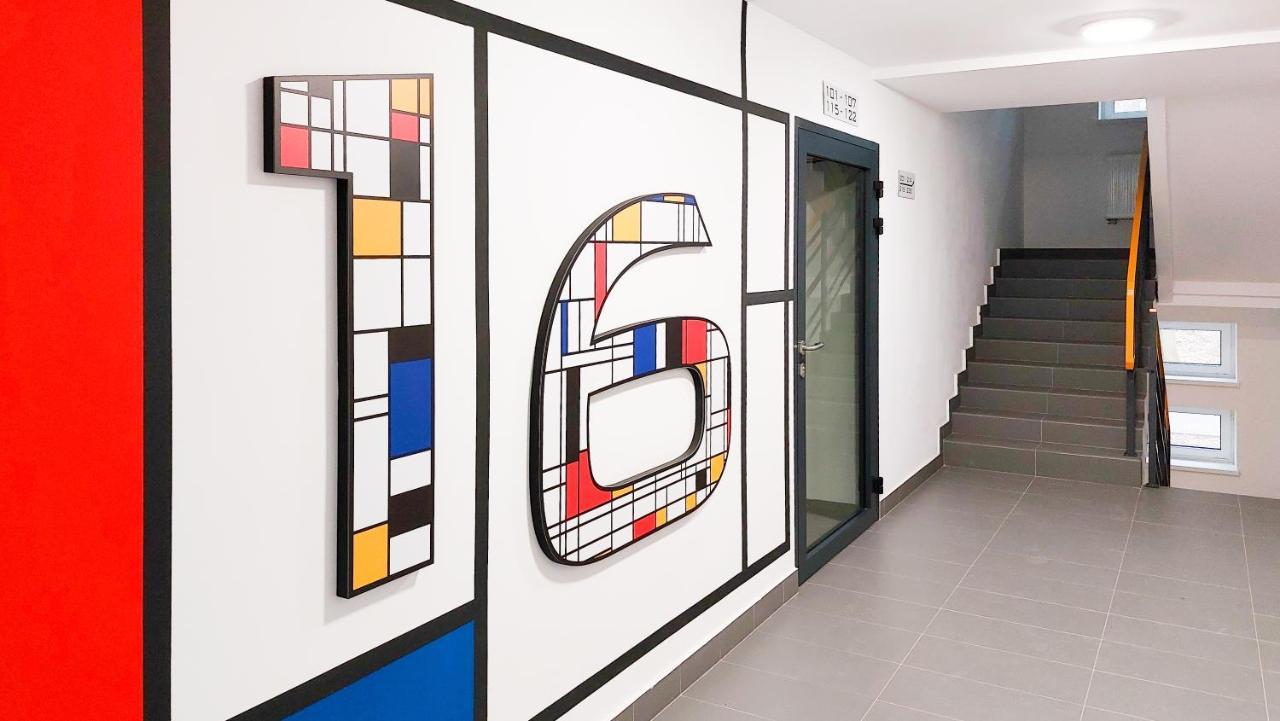 M&R Apartament Smart&Bright Batorego 16, Netflix, Free Wifi, Metro I Park Pole Mokotowskie, Stodola, Self Check-In, 5 Minut Od Centrum Варшава Екстериор снимка